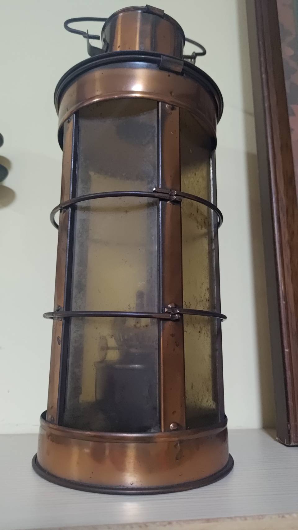 Early round Copper Lantern oil lantern 早期圓柱型銅製油燈